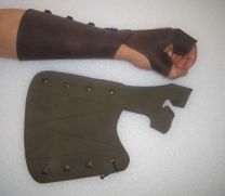 Kombiarmschutz Modell 2 für die linke Hand Lederarmschutz für die Bogenhand