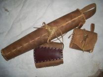 Köcher BowBi Lederköcher Komplettset ETHNO Rückenköcher Armschutz Gürteltasche UNIKAT