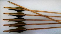 Profipfeil Custom LEGOLAS RAVEN traditioneller Holzpfeil Bergfichte